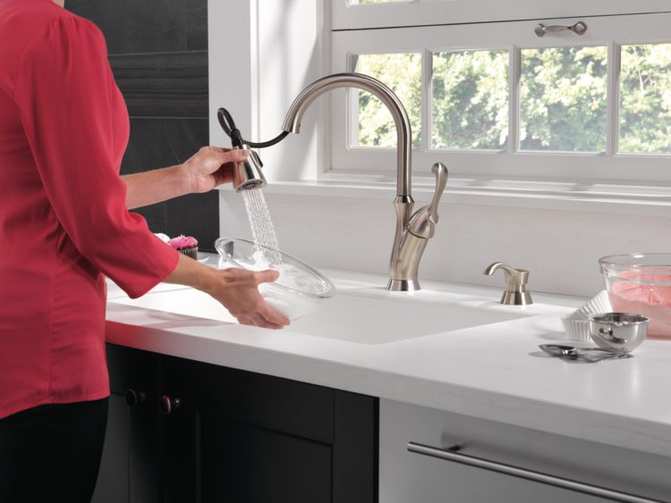  Delta Faucet